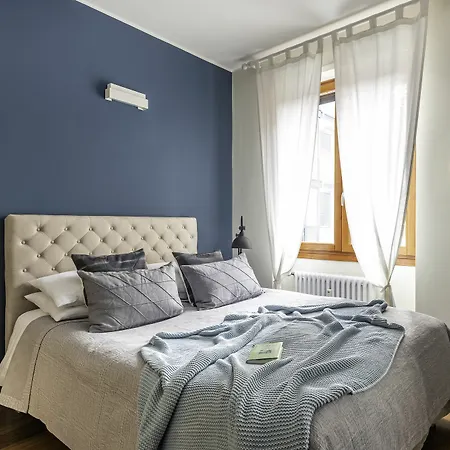 Navigli - Rentclass Alina Милан